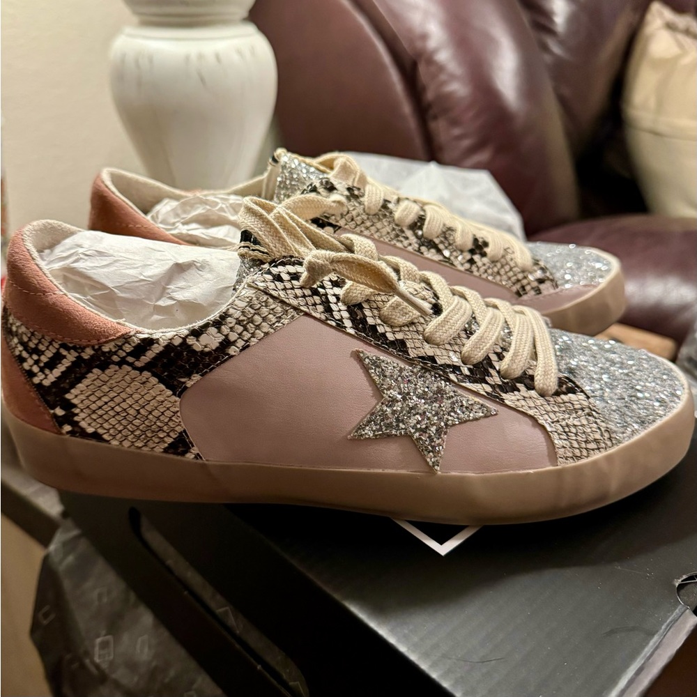 New ShuShop Paula  Lilac, Silver and Snake print such a fun sneaker